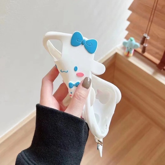 A lot of me cinnamoroll iPhone case 🤍 - Picture 3 of 6